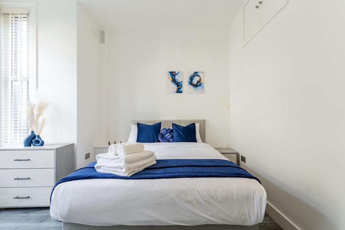 Stylish 2-Bed Flat In The Heart Of West Hampstead Apartment London Exterior photo