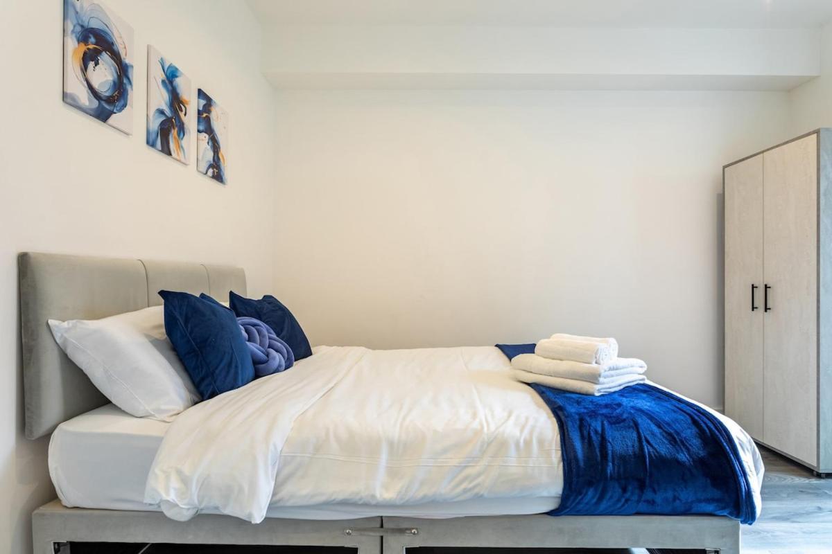 Stylish 2-Bed Flat In The Heart Of West Hampstead Apartment London Exterior photo