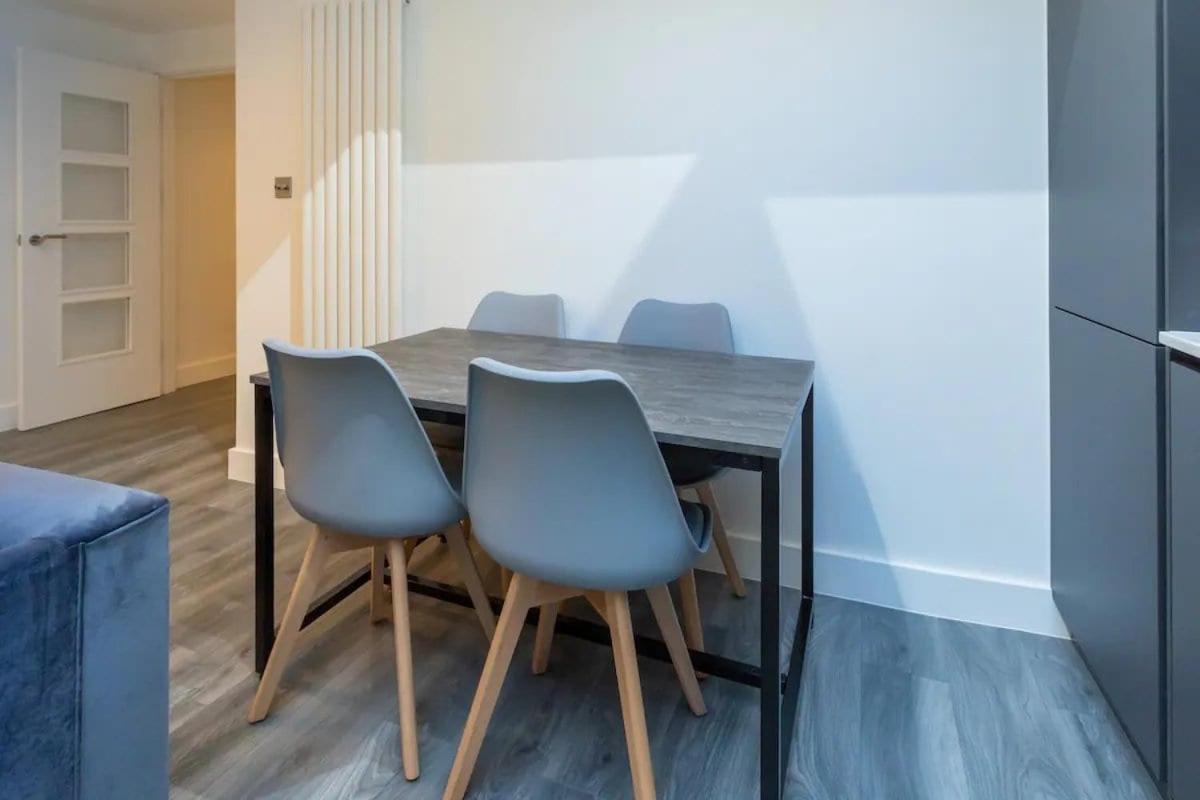 Stylish 2-Bed Flat In The Heart Of West Hampstead Apartment London Exterior photo
