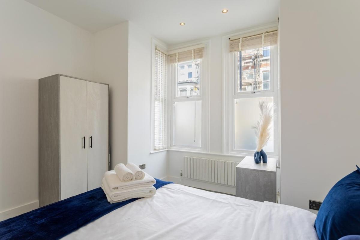 Stylish 2-Bed Flat In The Heart Of West Hampstead Apartment London Exterior photo